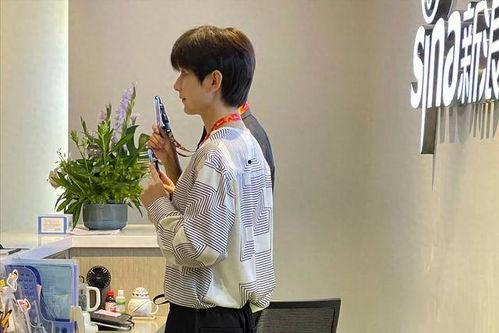 成毅吃瓜娱乐,揭秘娱乐圈幕后故事