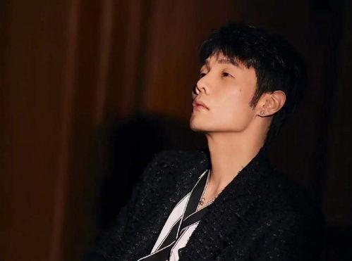 娱乐圈吃瓜男明星小谢是谁,小谢是谁？揭秘吃瓜男明星背后的故事